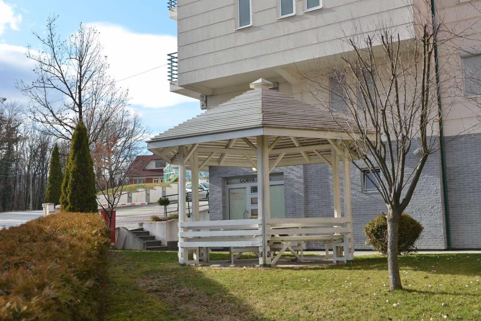 Studio Apartman Zvezdana Noc Vrnjacka Banja Exterior photo